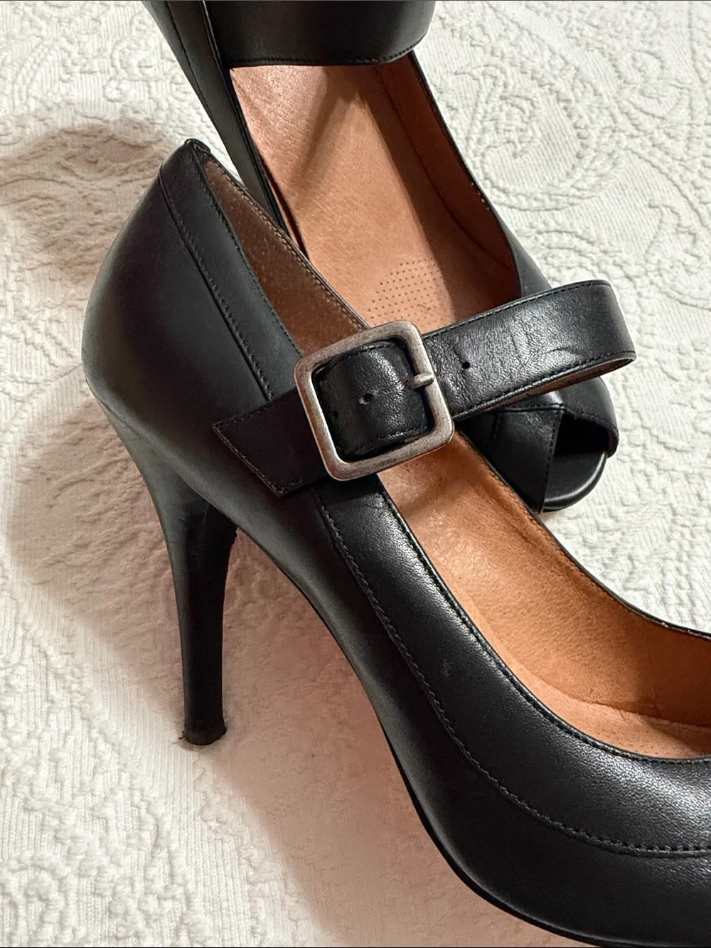 Ciao Bella Size 10 Black Peep-Toe Mary Jane High Heels